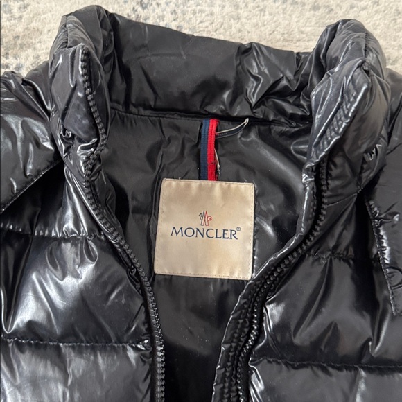 Moncler Womens Black Puffer Coat - Picture 2 of 6